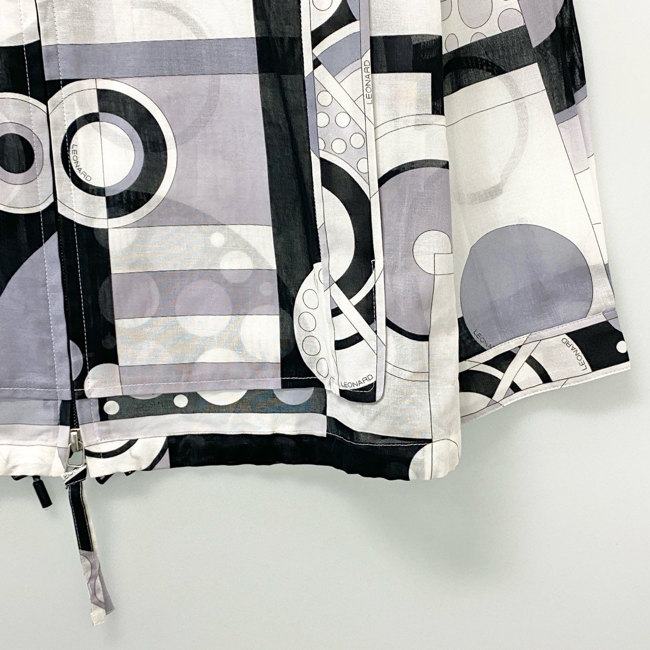 19b17 LEONARD レオナール  カーディガン シアー ファスナー 総柄 ドロスト 40 モノトーン レディース 女性用u02t