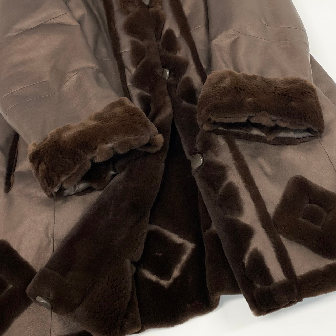 77e14 シェアードミンク リバーシブルロングコート サイズF ブラウン 本毛皮 Mink Fur Long Coatt18r