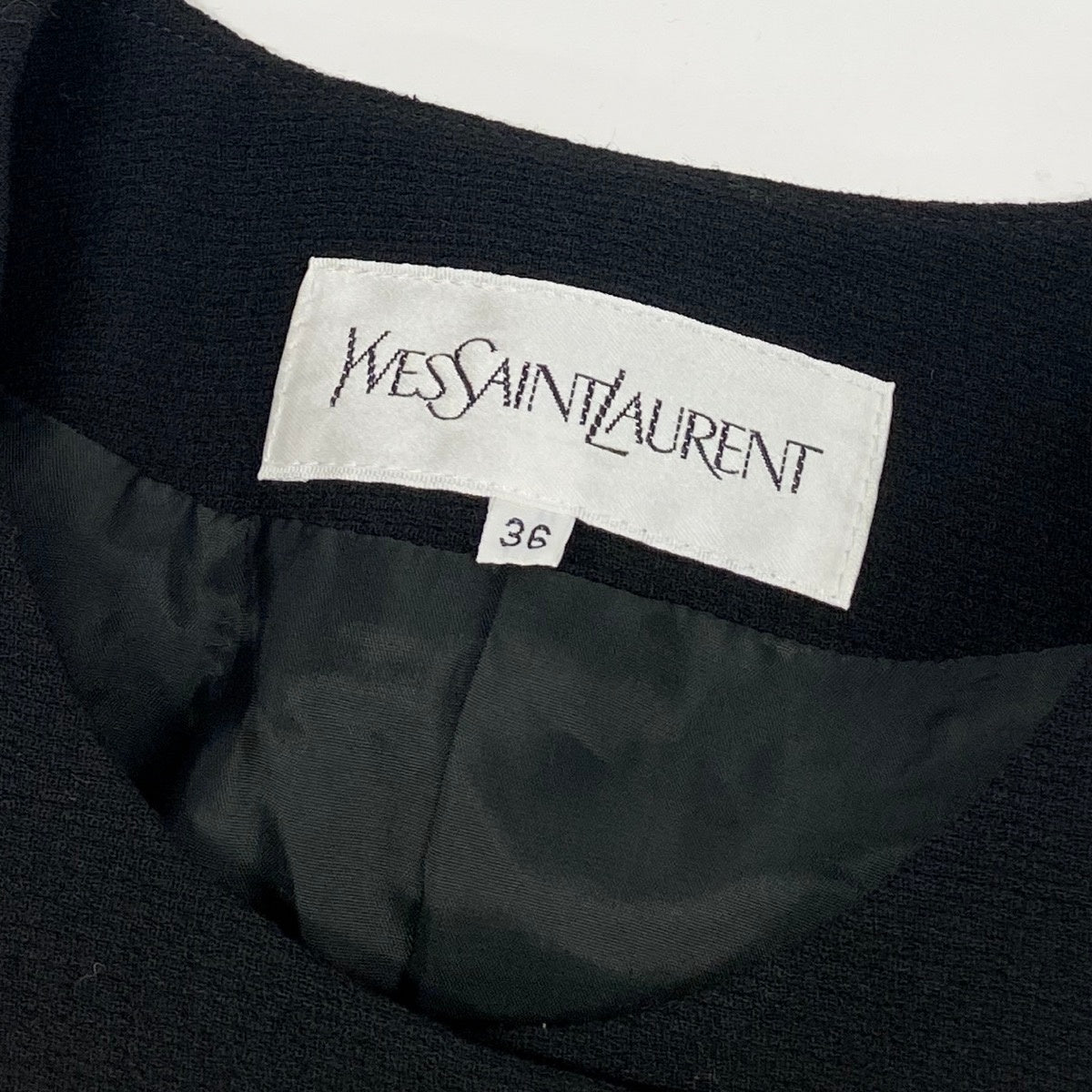 19f4 YVES SAINT LAURENT イヴサンローラン ノーカラージャケット フォーマル サイズ36 ブラック ウール100％ レディース 女性服o07t