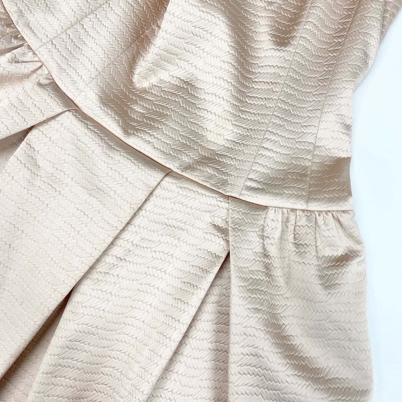14a28 《美品》 Rene ルネ ノースリーブワンピース ドレスワンピース タックフレアスカート 36 ピンクベージュ レディース 女性用u02t