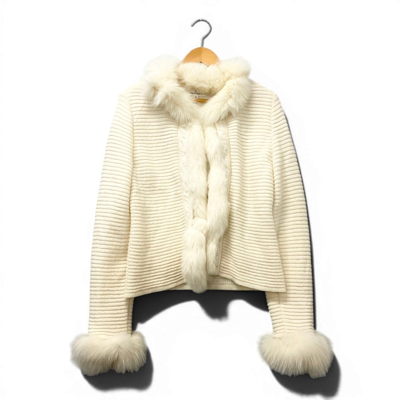 82e15 courreges クレージュ ニットジャケット ニットカーディガン ファー スパンコール装飾 フォックスファー 40サイズ アイボリー ウール100％ レディース 女性用k02i