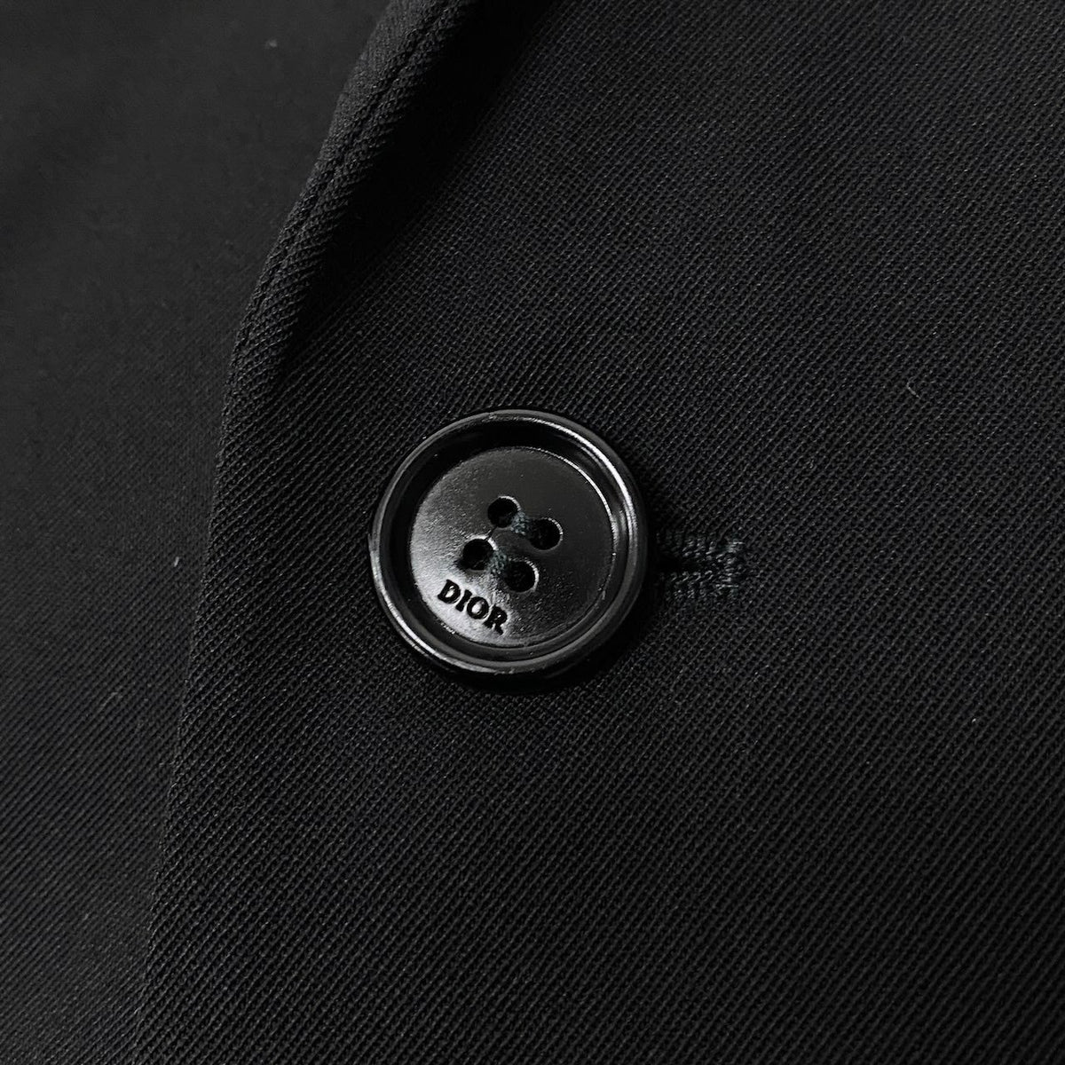 47j16 《極美品》 DIOR HOMME ディオール オム テーラードジャケット シングル 2B 裏地オブリーク柄 サイズ52 ブラック  ウール メンズ 紳士服u02t