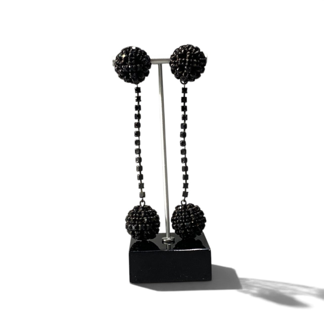 h12 GIORGIO ARMANI イヤリング ドロップピアス パヴェボール ブラック レディース 女性用k02i
