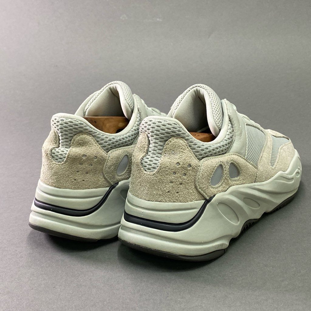 7e10 《美品》 adidas アディダス YEEZY Boost 700 Salt イージーブースト ソルト スニーカー EG7487 28cm グレー シューズ