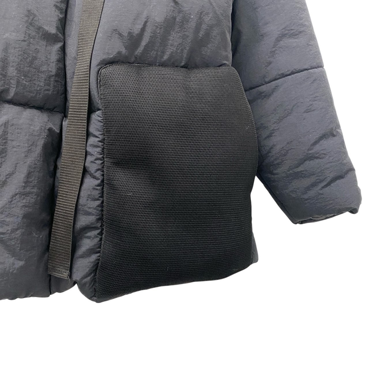 51c13 HeRIN.CYE へリンドットサイ 中綿ジャケット フード付き オーバージャケット フリーサイズ ブラック レディース アウター ブルゾンk02i