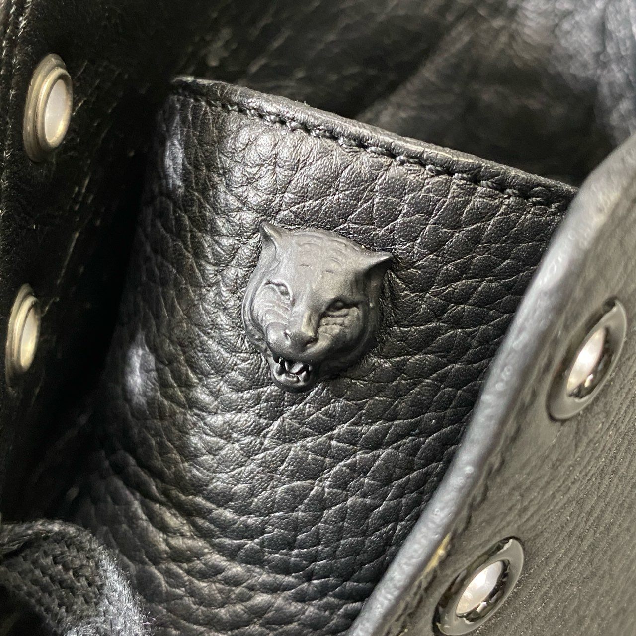 3i30 《美品》 GUCCI グッチ Blind for LOVE シュリーライン タイガーヘッド ハイカットスニーカー シューズ 449992 5サイズ ブラック カーフレザー メンズt18r