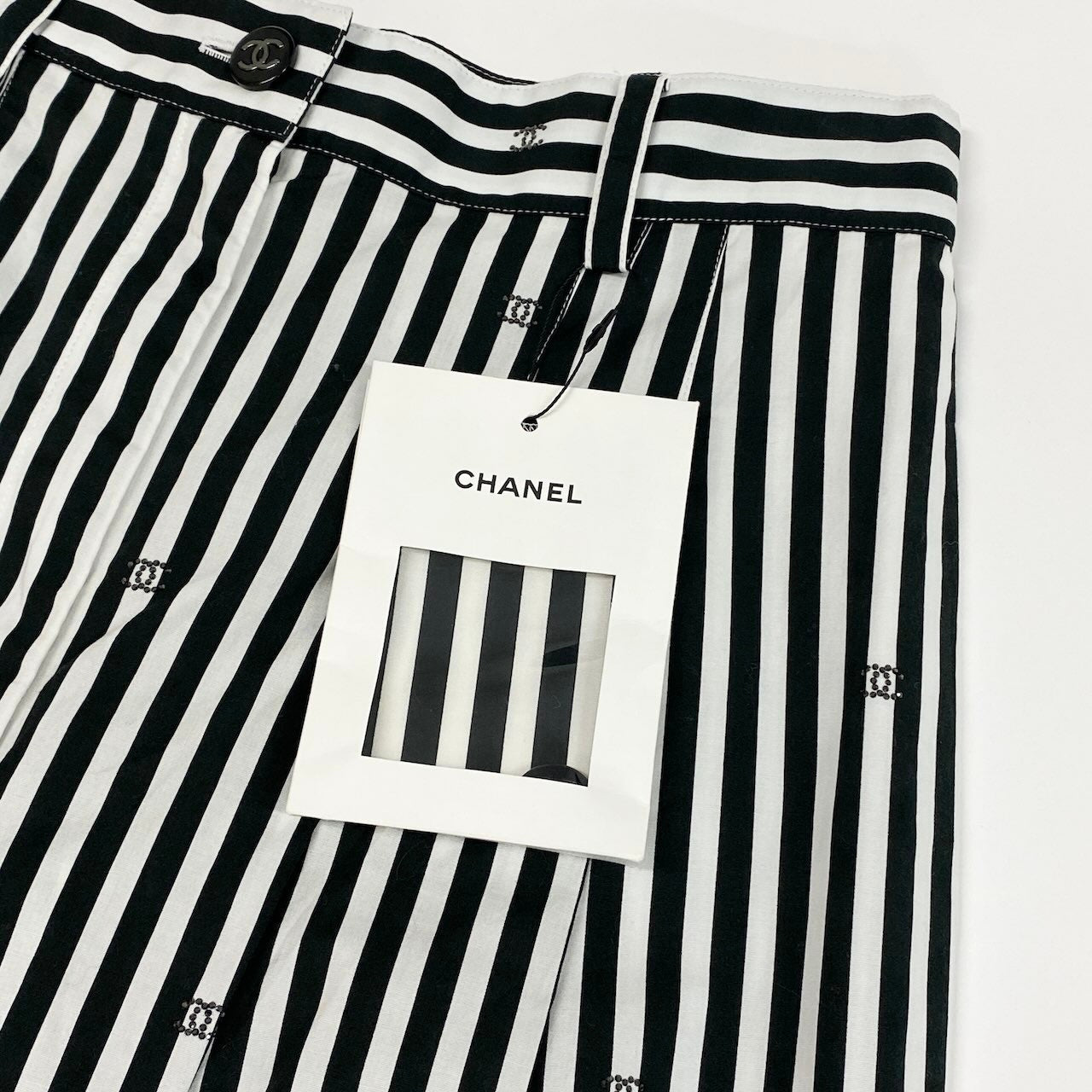 Ce11 【新品保管品】CHANEL 2024SS スラックスパンツ ラインストーンココマーク ストライプ P76233V68306 MB103 34サイズ ホワイト ブラック レディース 女性用ta1