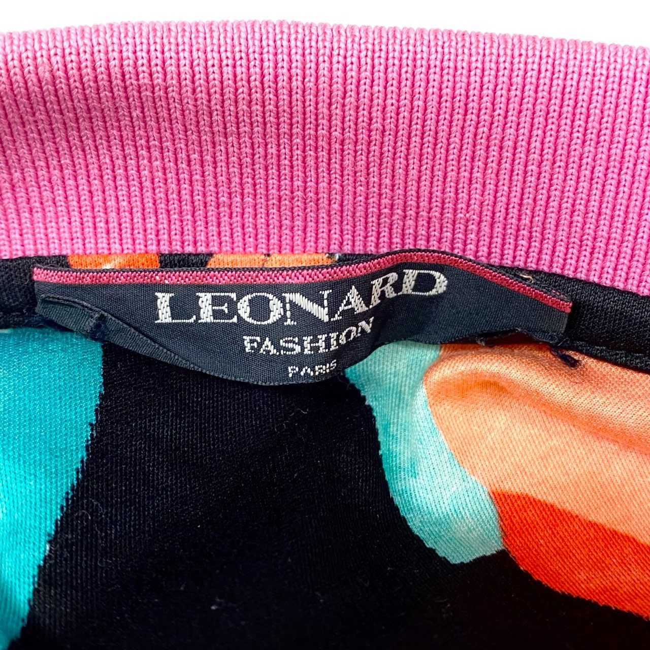 18c20 LEONARD レオナール 美しい花柄プリント 半袖ポロシャツ トップス 金ボタン M マルチカラー コットン レディースu02t