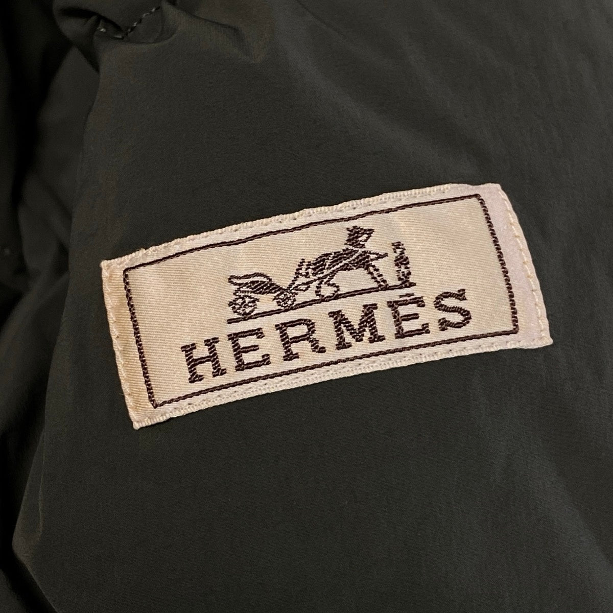 Mj23《極美品》 HERMES エルメス 25AW カザック ダウンジャケット Casaque Down Jacket Vert Chrome H562760 Size 50 ヴェールクローム ガーメントケース付属t18r