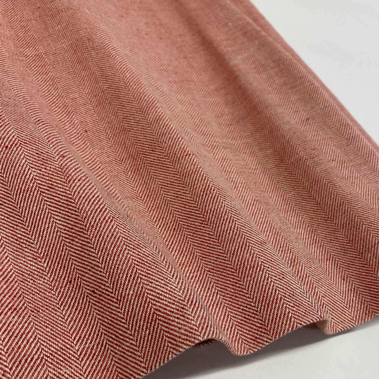 70a15 Paul Stuart ポールスチュアート セットアップ スカートスーツ テーラードジャケット 膝丈スカート ヘリンボーン イタリア製 レディース 女性用 サイズ42 レッド ホワイト シルク コットン リネンu02t