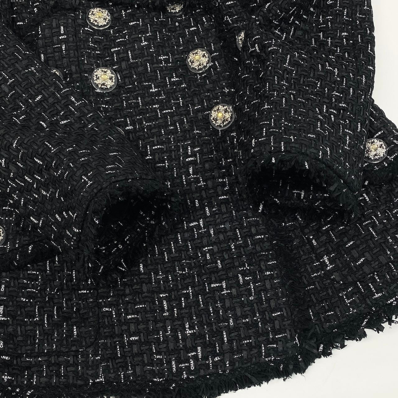 Cc31 《極美品》 CHANEL シャネル ロゴリボンテープ ルサージュ ダブルツイード セットアップ Logo Ribbon Lesage Double Tweed Setup P45108 サイズ36 ブラックt18r