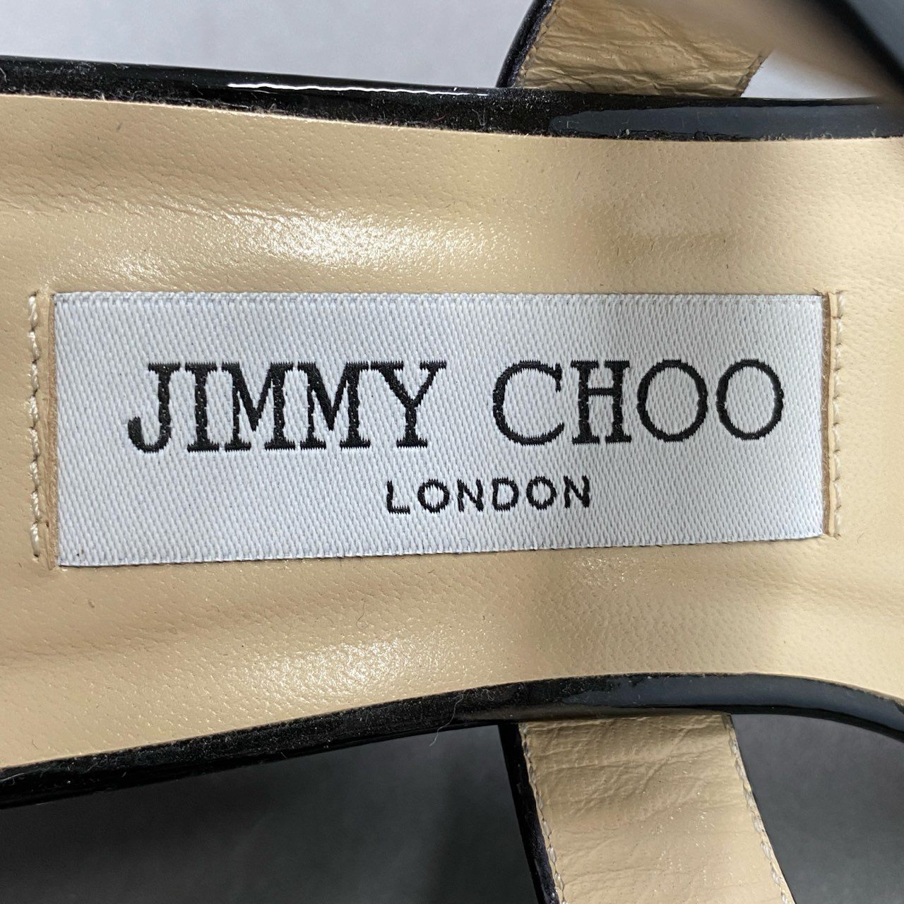 3f18 《美品》 JIMMY CHOO ジミーチュウ CHIARA エナメル アンクルストラップサンダル 36 1/2 ブラック パテントレザー イタリア製 シューズ