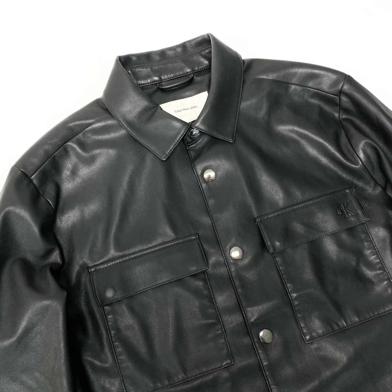 35c20 Calvin Klein Jeans カルバンクライン フェイクレザー シャツジャケット ジョングク着用商品 S ブラック メンズu02t