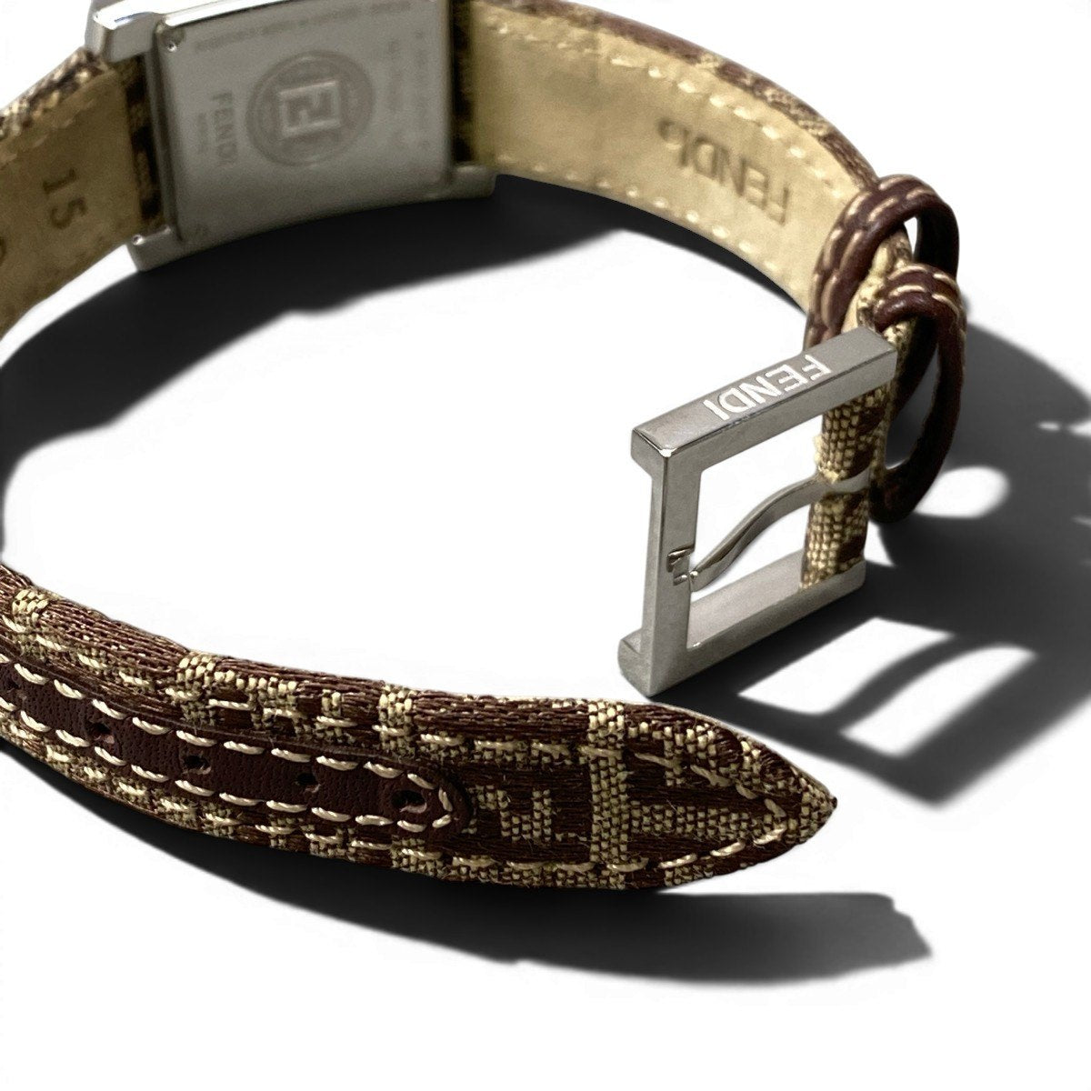 f24 FENDI 腕時計 ズッキーノ スクエア 141-7000L-107 ブラウン系 レザー レディース 女性用k02i