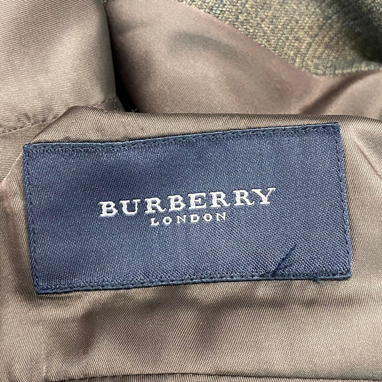 85g7 BURBERRY LONDON バーバリー セットアップスーツ ダブルブレスト チェック柄 サイズAB6 ブラウン系 ウール メンズ 紳士服o07t
