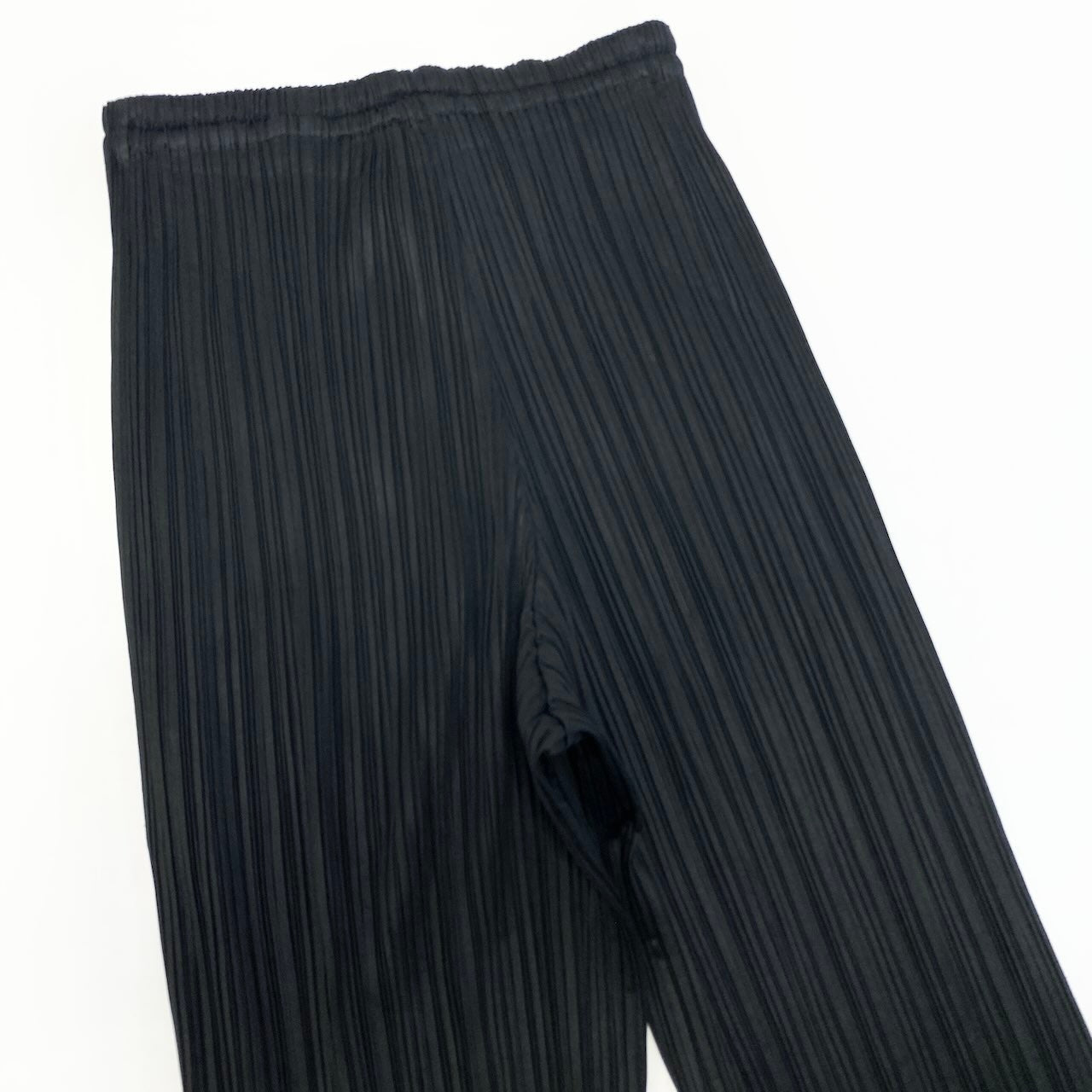 Ad22 PLEATSPLEASE プリーツプリーズ プリーツパンツ ストレート ボトムパンツ PP04-JF643 2サイズ ブラック ポリエステル100％ レディース 女性用ta1