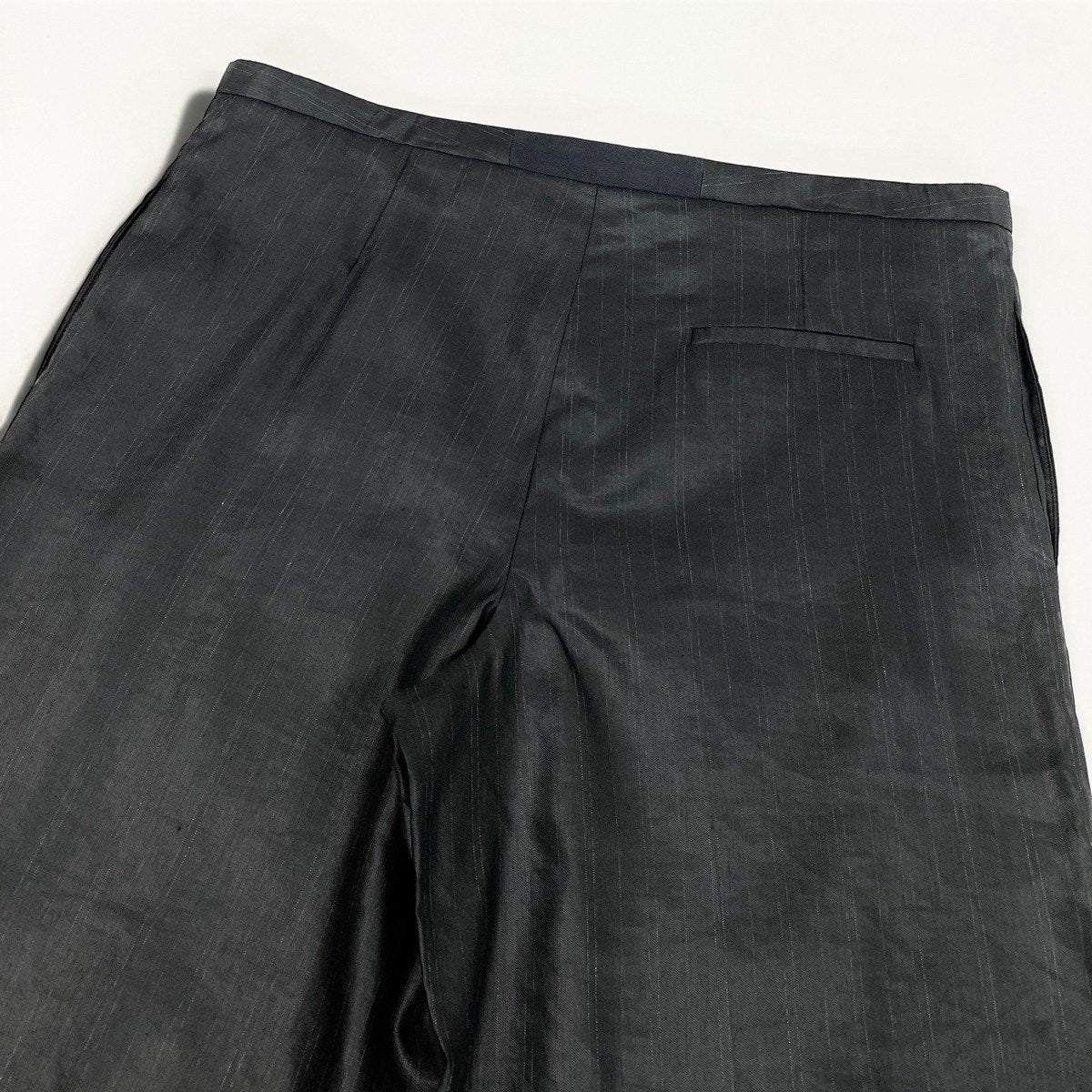 37i15 【極美品】FABIANA FILIPPI ファビアナフィリッピ リネンハーフパンツ ストライプ イタリア製 42サイズ ダークグレー レディースu02t