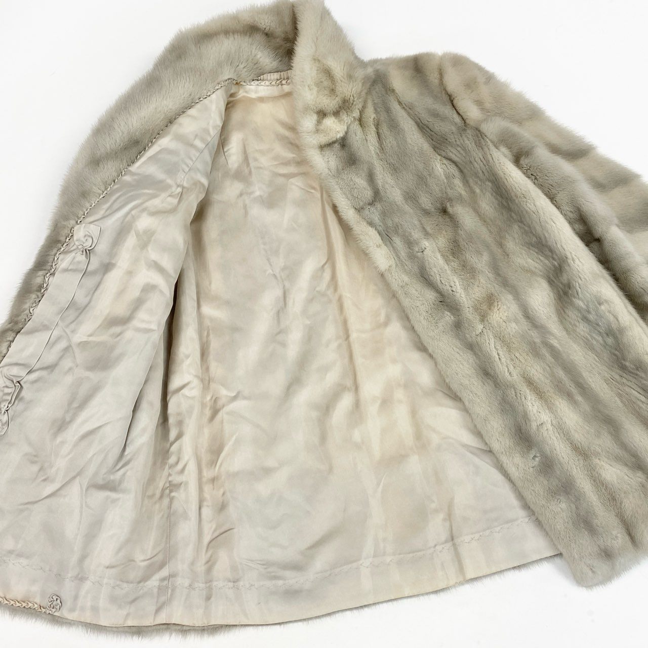 77L8 SAGA MINK サガミンク 銀サガ サファイアミンク 横段スリーブ ファーコート サイズ13号 シルバーグレー 最高級本毛皮 MINK FUR ポケット有t18r