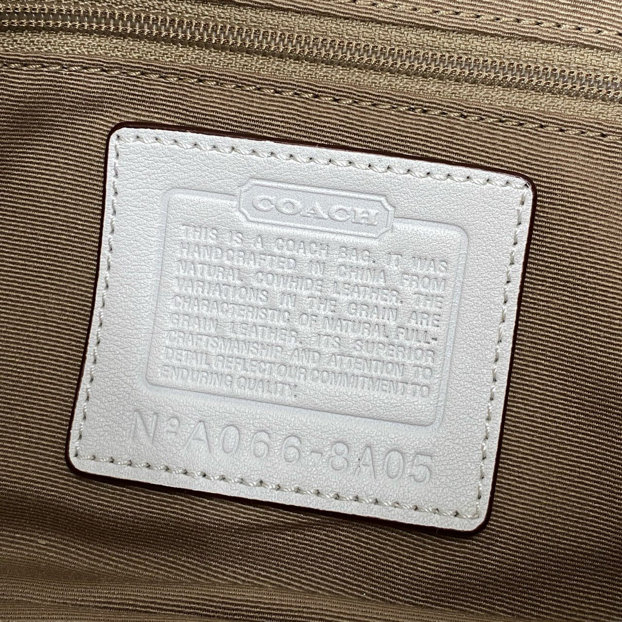 d9 《美品》 COACH コーチ ソーホー ワンショルダーバッグ Soho Smail Flap Bag 8A05 ホワイト レザー カバンt18r