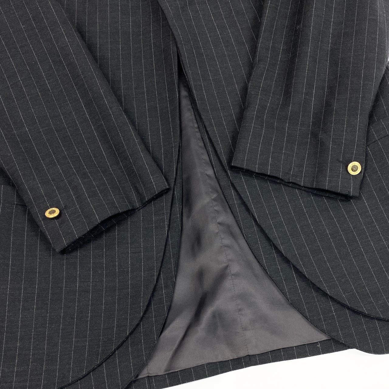 60e1 GIANNI VERSACE ジャンニ ヴェルサーチ テーラードジャケット ジレ セット ストライプ イタリア製 48サイズ グレー系 メンズ 男性用u02t