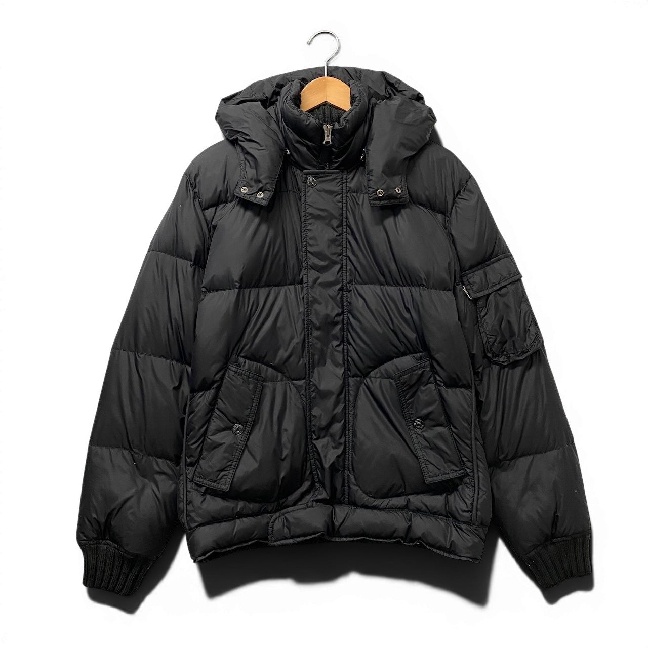 85g5 EMPORIO ARMANI エンポリオアルマーニ ダウンジャケット フード着脱可 アウター Mサイズ ブラック メンズ 男性用u02t
