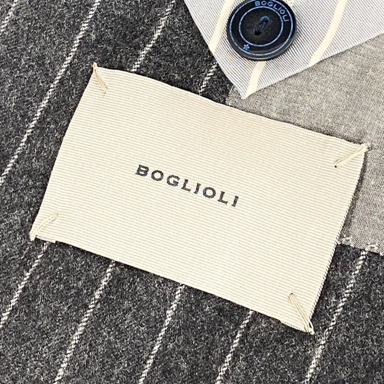 70i2 BOGLIOLI ボリオリ DOVER ドーバー セットアップスーツ テーラードジャケット スラックスパンツ ストライプ 50 Lサイズ相当 グレー ウール メンズo07t