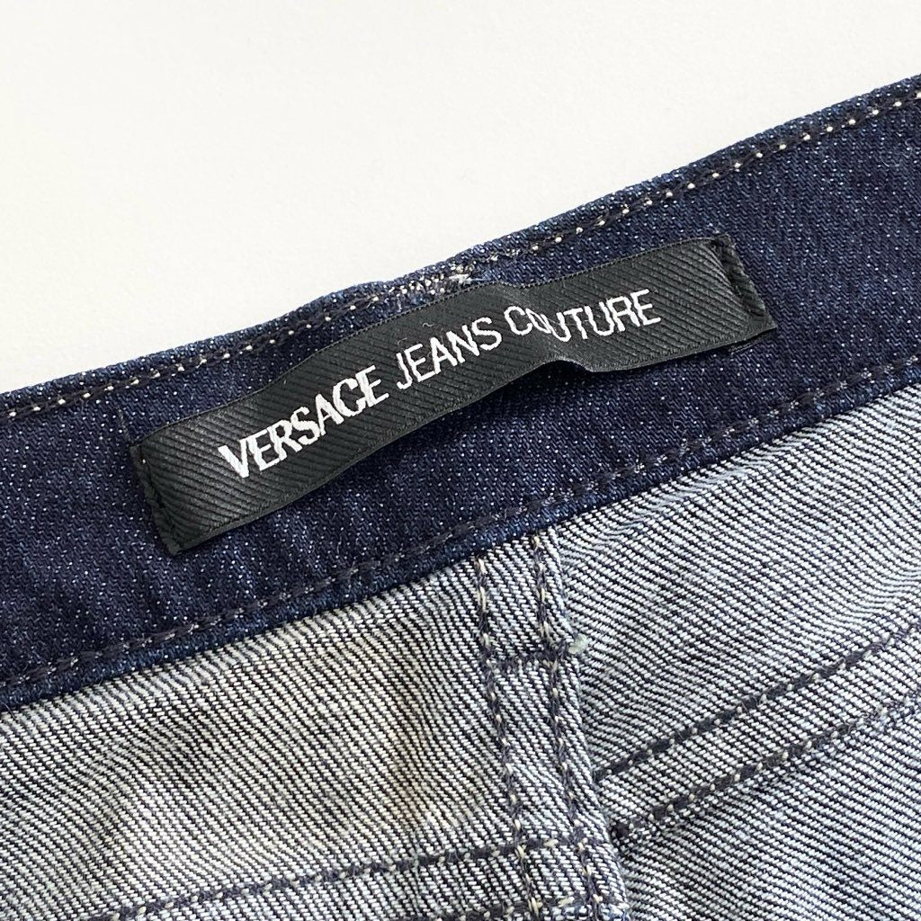 52f20 《美品》 VERSACE ヴェルサーチ メデューサボタン スキニー デニムパンツ ジーパン サイズ26 インディゴブルー レディース