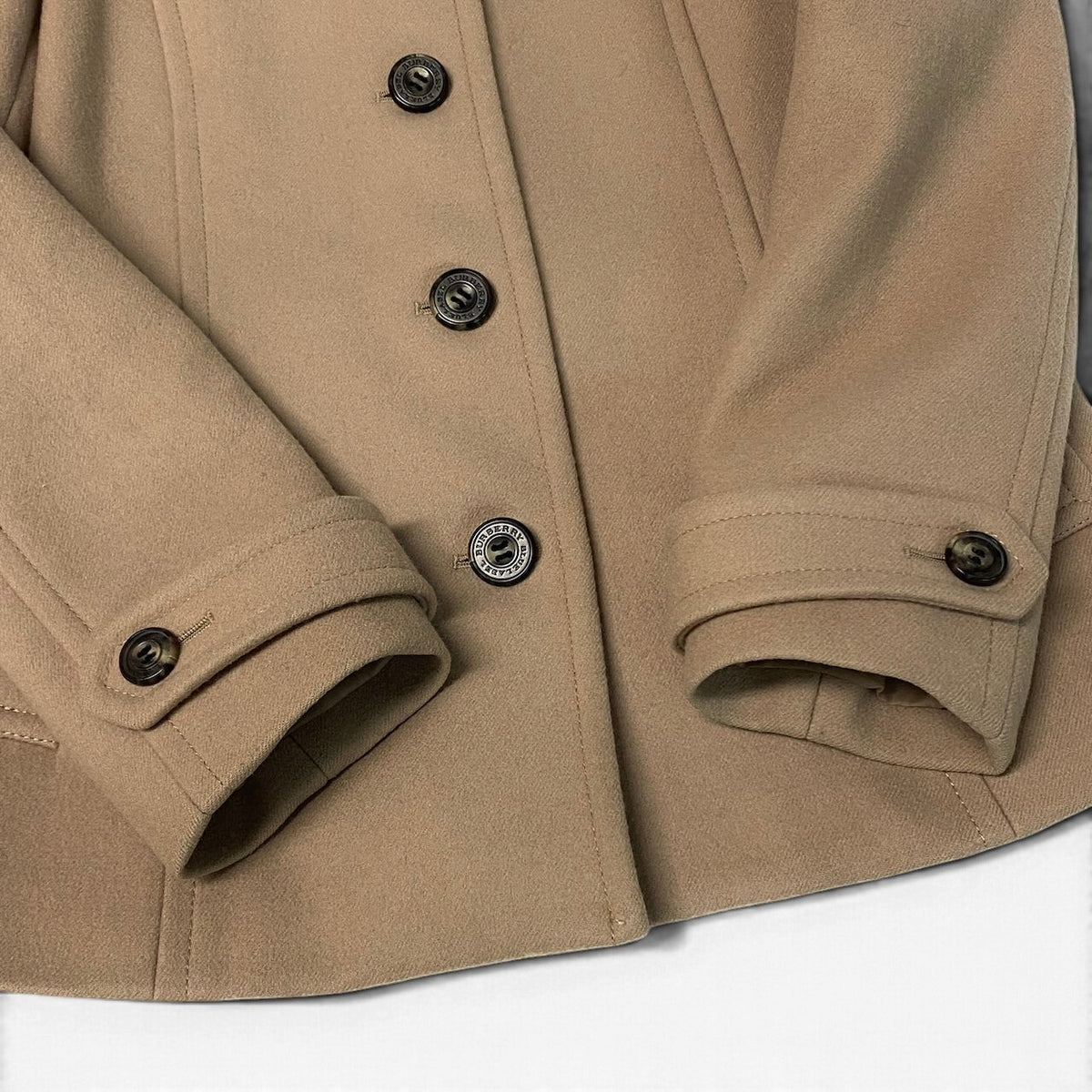 j29 【美品】BURBERRY LONDON ダッフルコート ウールコート アウター 38サイズ ベージュ ウール100％ レディース女性用u02t