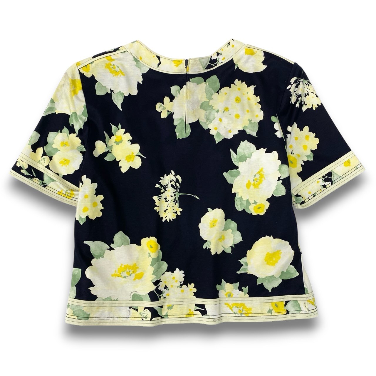 60c6《美品》 LEONARD レオナール 美しい花柄プリント 半袖カットソー Tシャツ トップス 40 ネイビー イエロー コットン レディースu02t