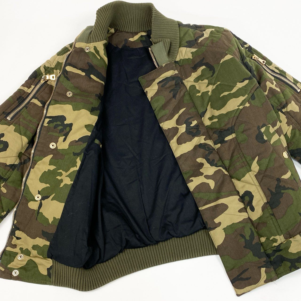 38b9 《新品同様》 BALMAIN バルマン キルティング ボンバージャケット ミリタリージャケット M グリーン系 メンズ 2017年k02i