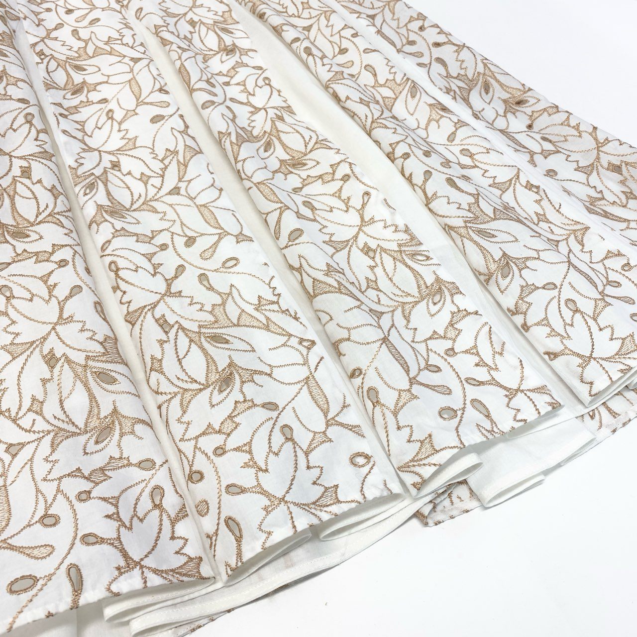 72a28【定価17.6万】MORABITO モラビト 総刺繍 ペチコート付き ロングワンピース 半袖ワンピース サイズ38 ホワイト レディース 女性用k02i