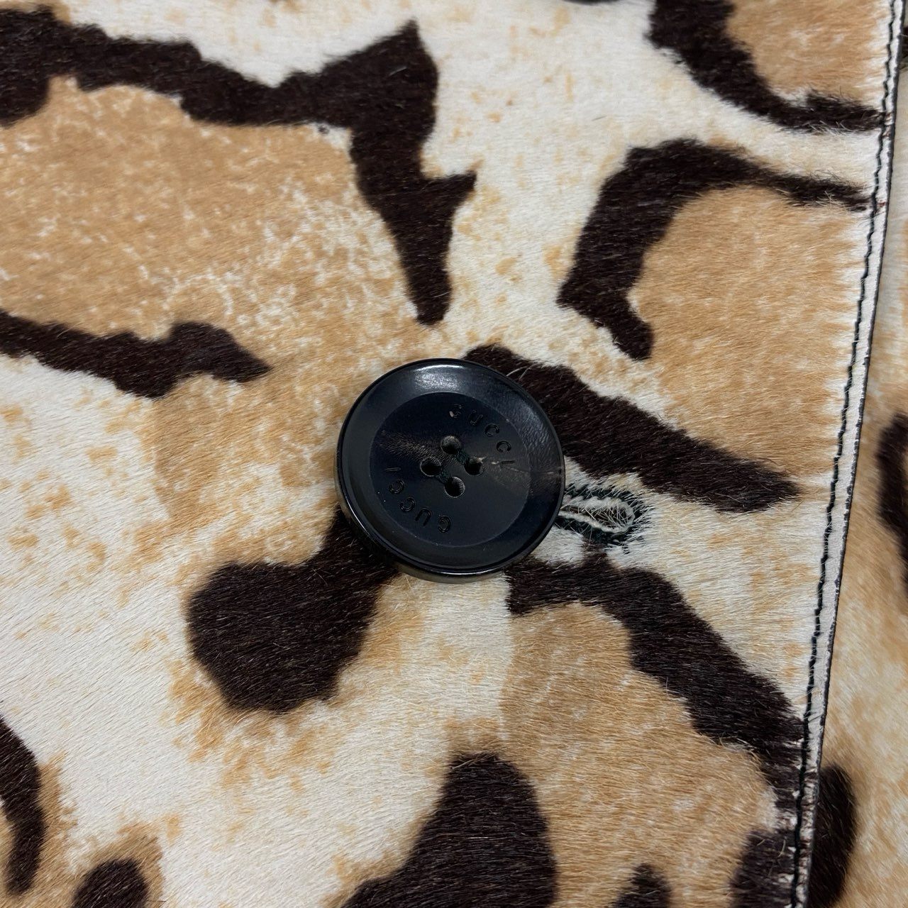 b4【美品】GUCCI グッチ レザー ハラコ チェスターコート レオパード 裏地ラムレザー 363074 XG079 38サイズ ベージュ ブラウン 牛革 羊革 レディースk02i