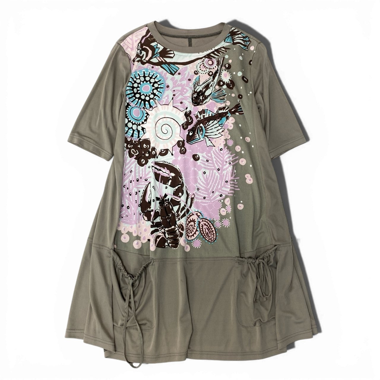 38c2 TOKUKO 1er VOL トクコプルミエヴォル 五分袖ワンピース 膝丈ワンピース 魚柄プリント ストレッチ レディース 女性服 サイズ9 ベージュu02t