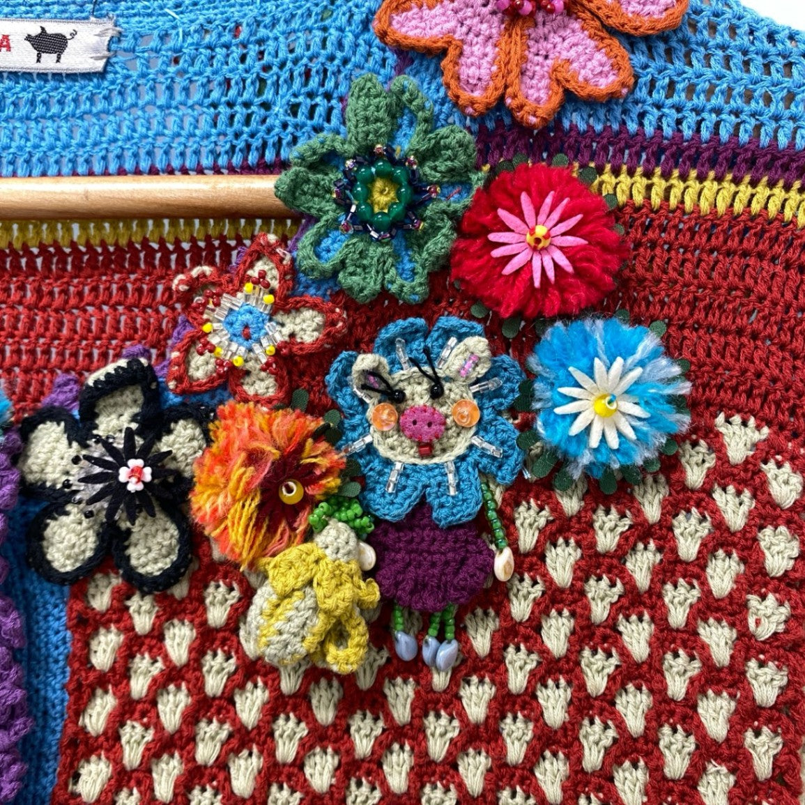 11a30 OLLEBOREBLA オレボレブラ アルベロベロ 透かし編みニットカーディガン ブタさん お花 ビーズ刺繍 マルチカラー レディース 女性用u02t