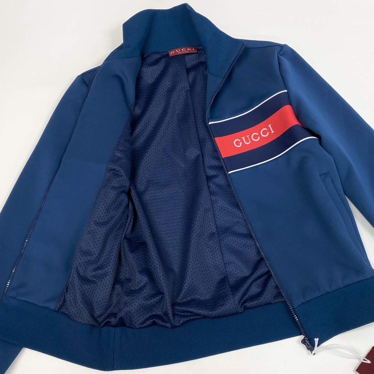 Mb23 《極美品》 GUCCI グッチ 2024 ネオプレンロゴ シェリーライン ジップアップジャケット 787872 XS ネイビー メンズu02t