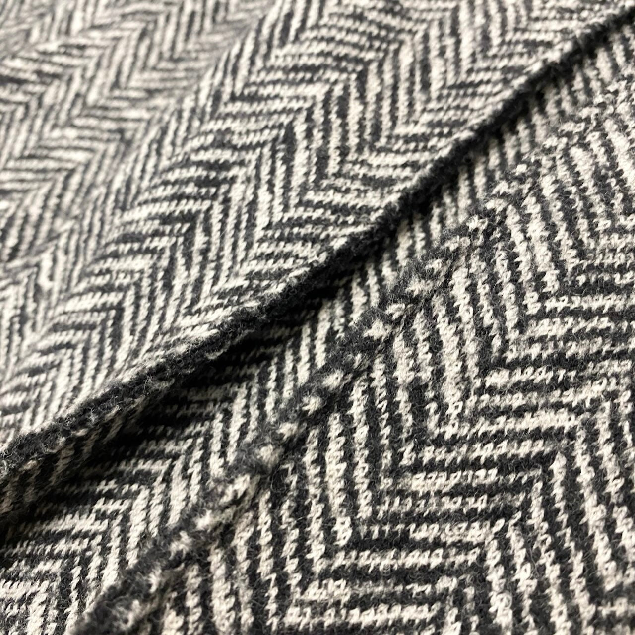 88g20 MaxMara WEEKEND LINE マックスマーラ ウィークエンドライン ヘリンボーン スタンドカラージャケット ショートコート サイズ42 ブラック ホワイト レディース 女性用u02t