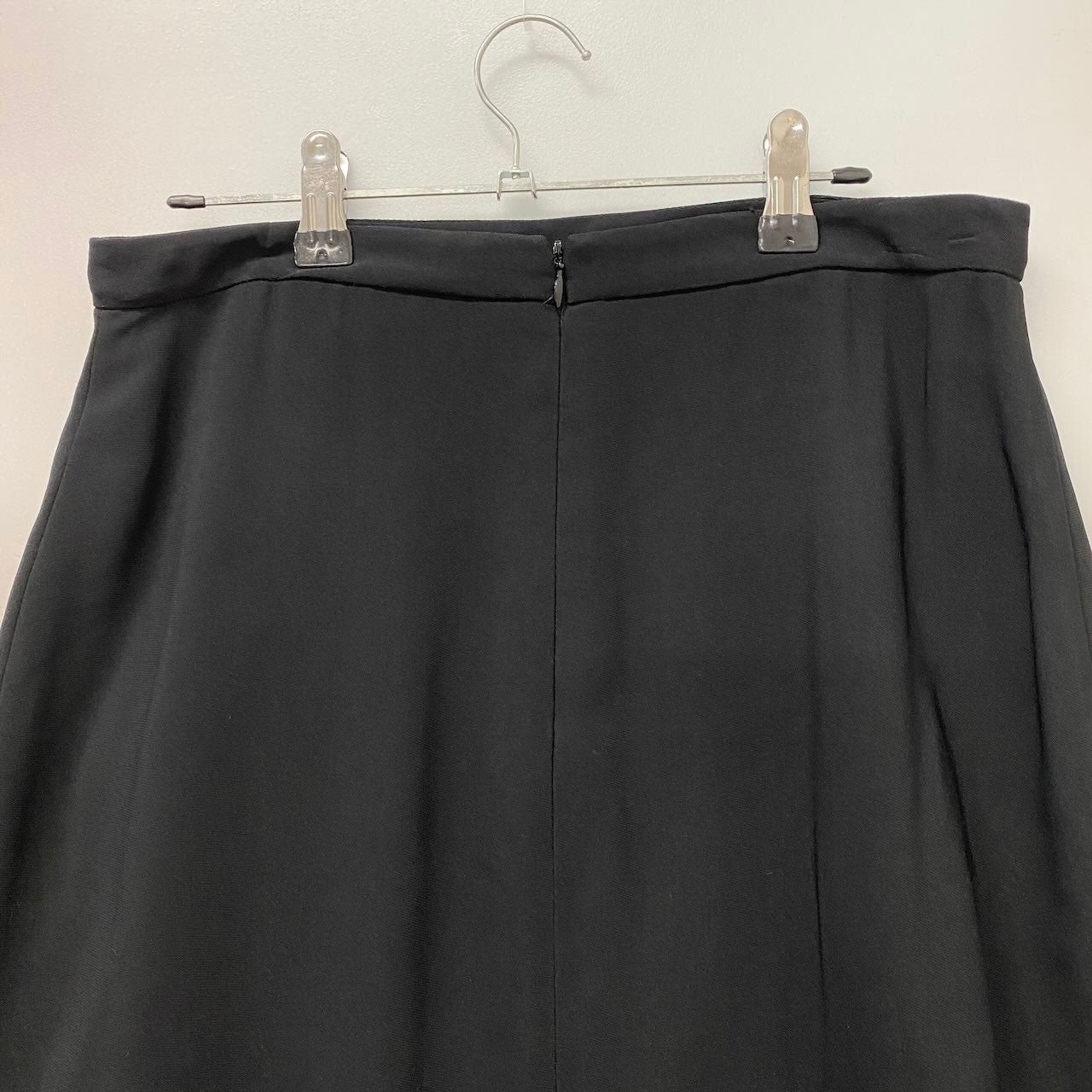 72e15 VALENTINO ヴァレンティノ フリルデザイン スカート 膝丈 ボトムス バックジップ イタリア製 BB3GN145 10 ブラック ヴィスコース レディースo07t