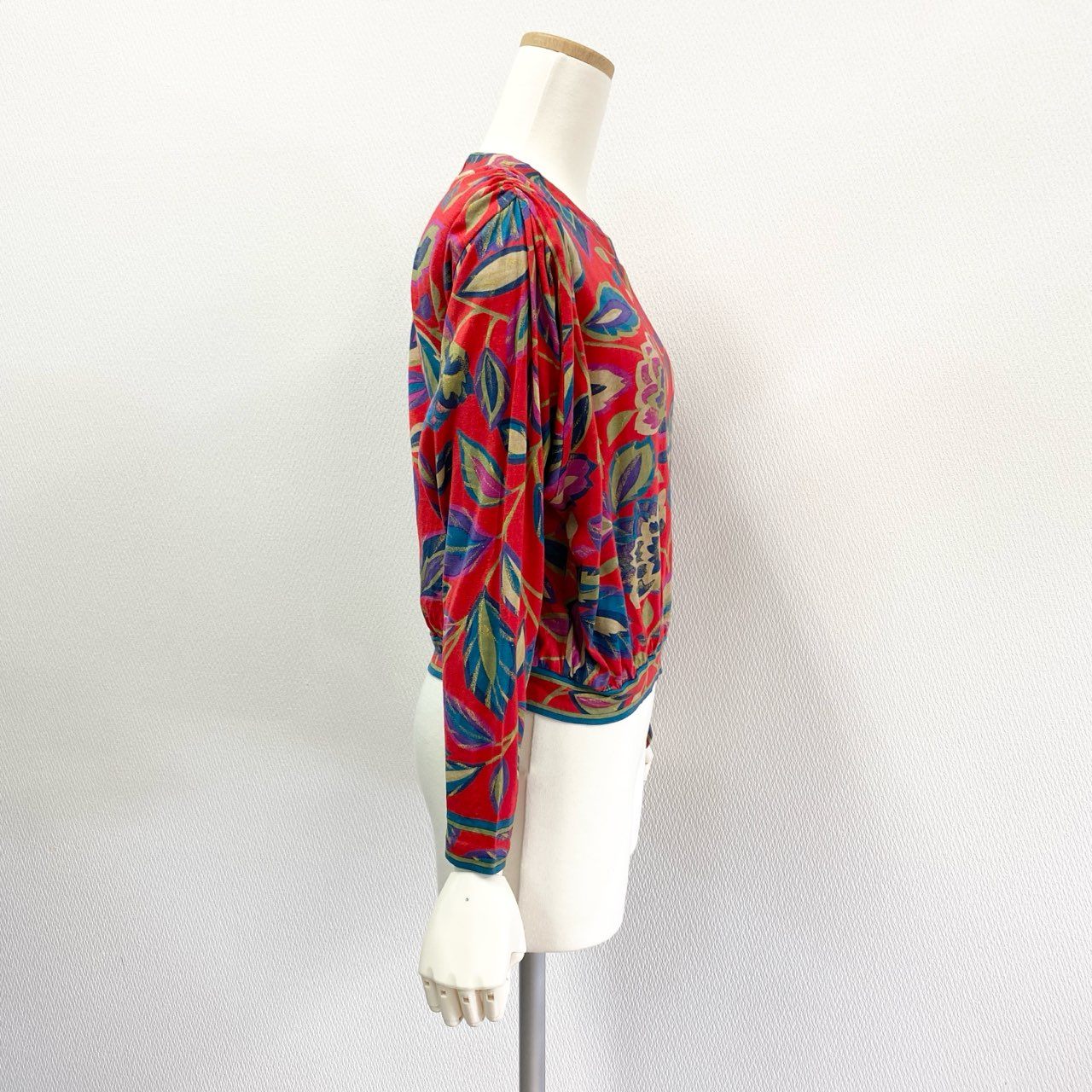 3K18 LEONARD レオナール 長袖カットソー ドルマンスリーブ 花柄プリント 裾リボン レディース 女性用 M レッド ウールシルクu02t