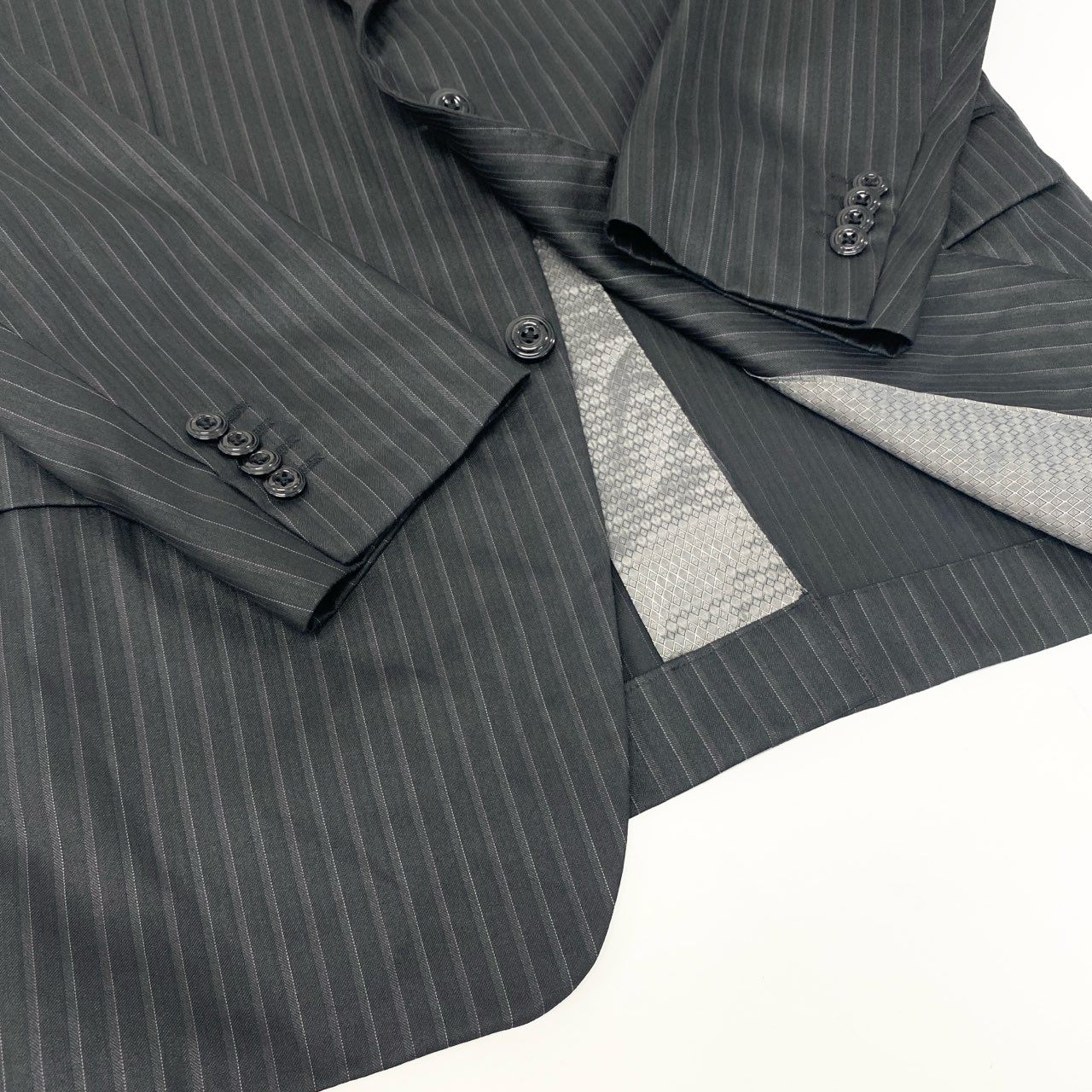 19k27 MONSIEUR NICOLE ムッシュニコル セットアップスーツ シングル 2B 背抜き ストライプ柄 ウールブレンド○ メンズ 紳士服 ブラックu02t