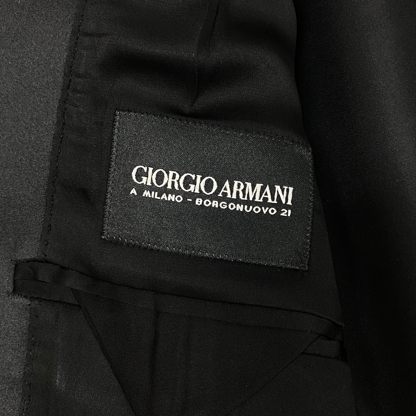 52l20 GIORGIO ARMANI ジョルジオアルマーニ シングルスーツ セットアップ タキシード イタリア製 50 ブラック メンズ 男性用u02t