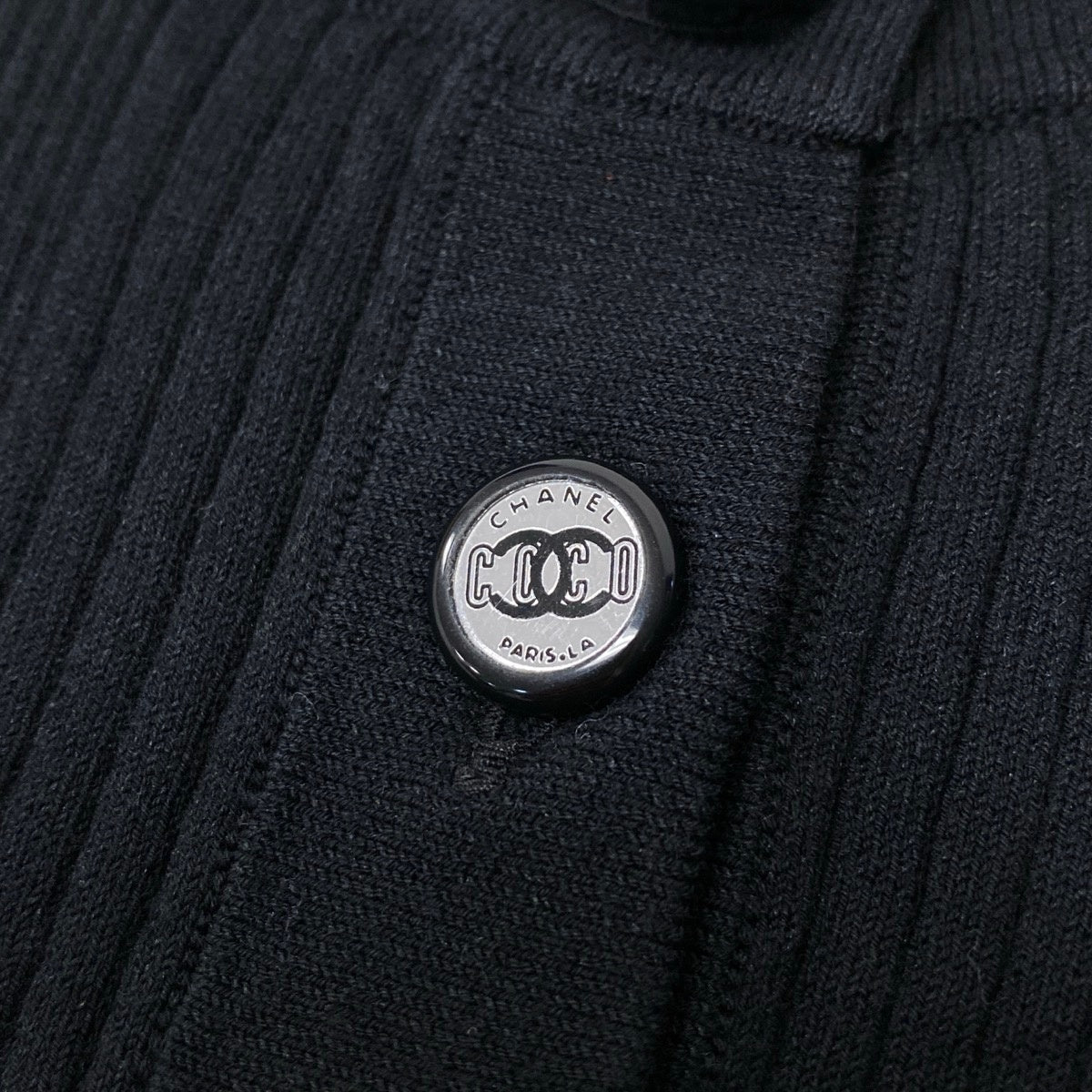Ch10 【美品】CHANEL 2008年 ノースリーブリブニット ココマークボタン P32503 38サイズ ブラック レディース 女性用u02t