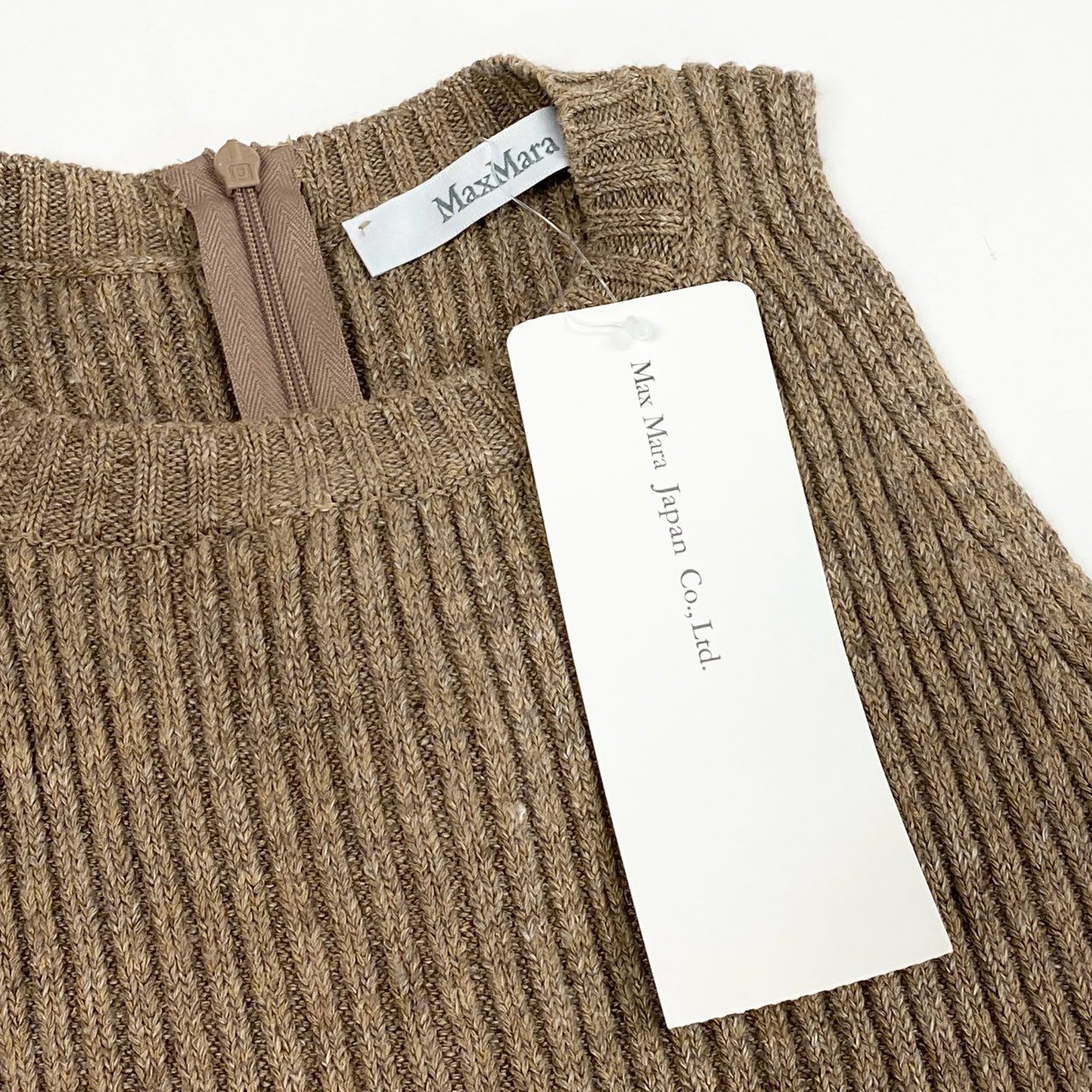 1L12 【新品保管品】MaxMara マックスマーラ ニットワンピース ロングワンピース ノースリーブ フレア 切替 定価145000 36サイズ ベージュ レディースk02i