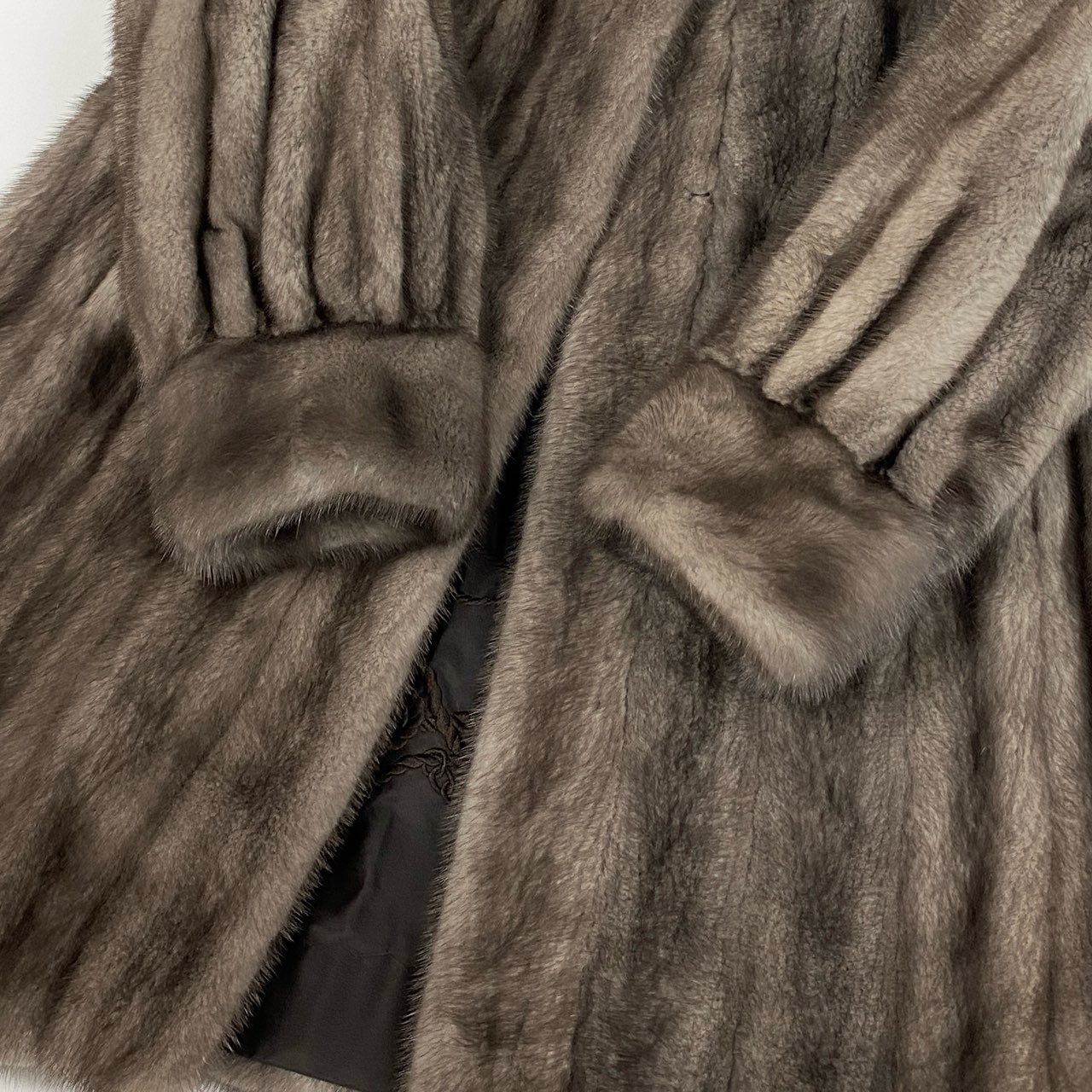 50k29 THE AMERICAN FUR AWARDS AMERICAN ULTRA アメリカンウルトラ 5つ星 ブルーアイリスミンク ミンクコート セミロングコート 毛皮コート F ブラウン系 ミンクファー レディースu02t