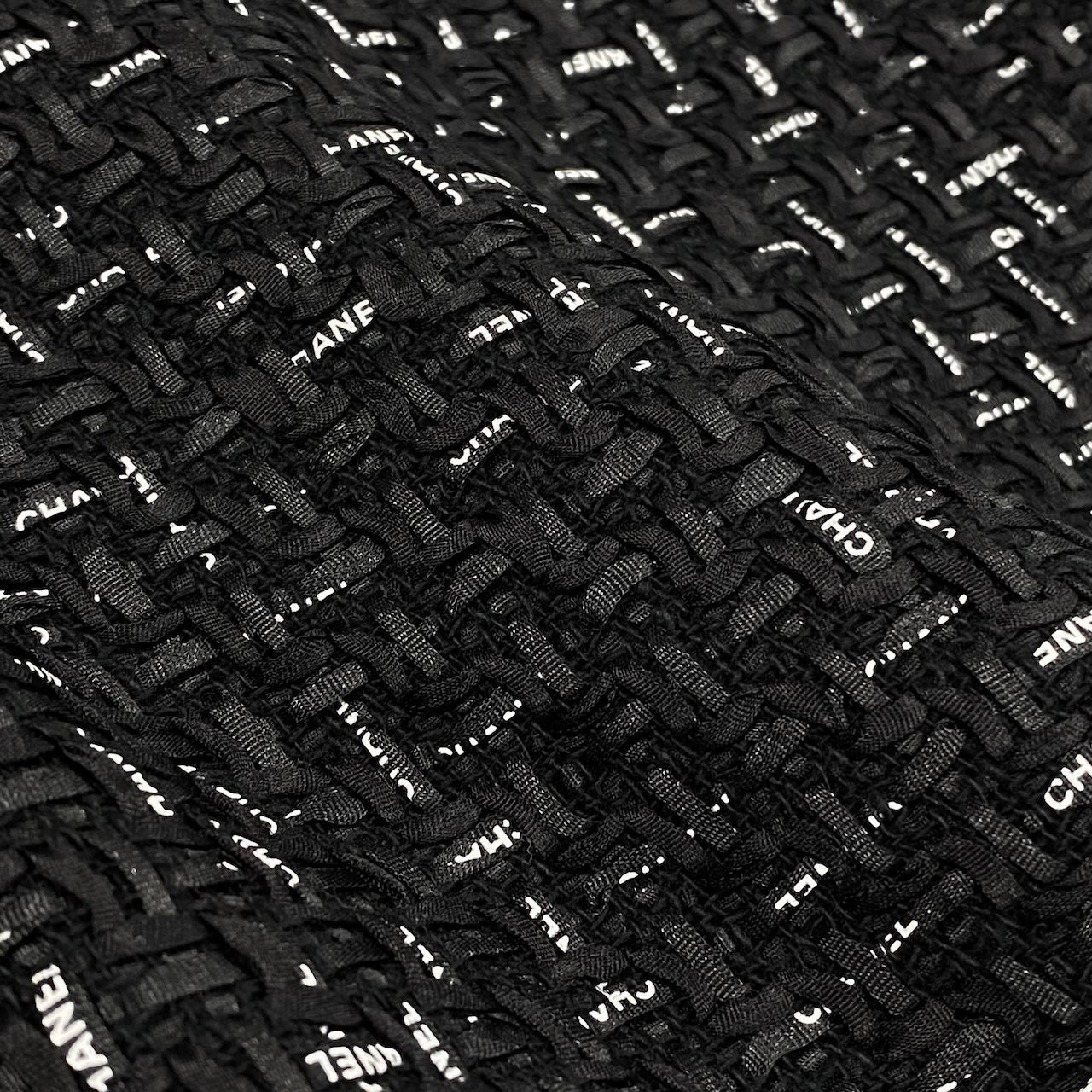 Cc31 《極美品》 CHANEL シャネル ロゴリボンテープ ルサージュ ダブルツイード セットアップ Logo Ribbon Lesage Double Tweed Setup P45108 サイズ36 ブラックt18r
