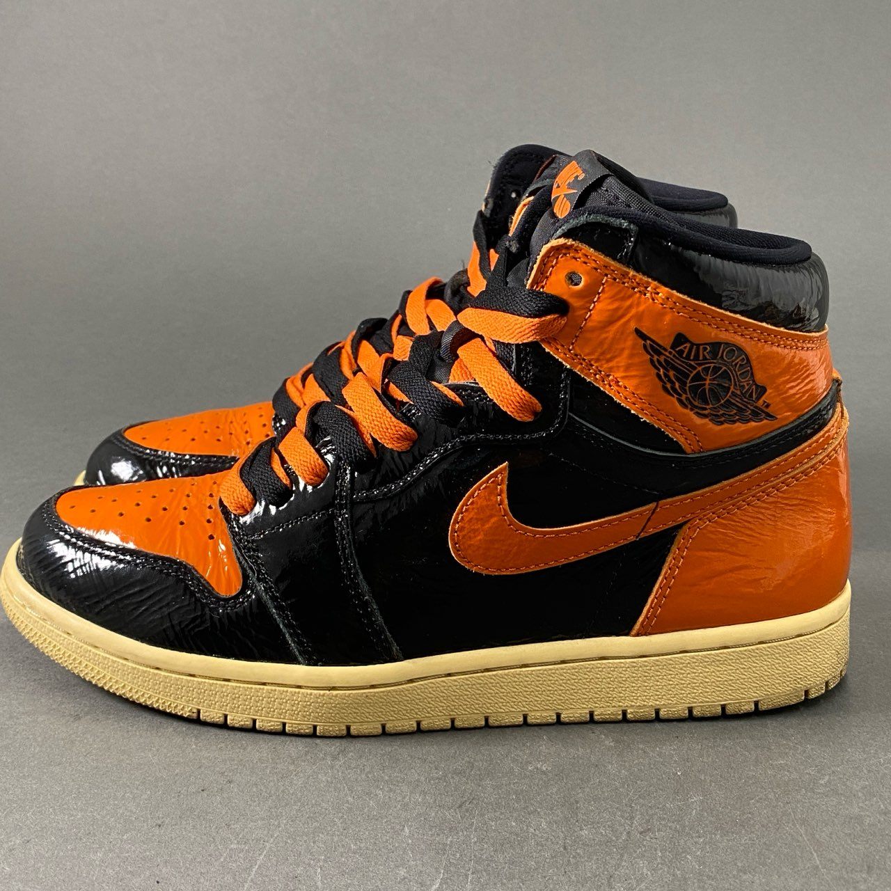 10e18 NIKE ナイキ AIR JORDAN 1 RETRO HIGH OG SHATTERED BACKBOARD 3.0 エアジョーダン レトロ ハイ ハイカットスニーカー 555088-028 27 オレンジ ブラック