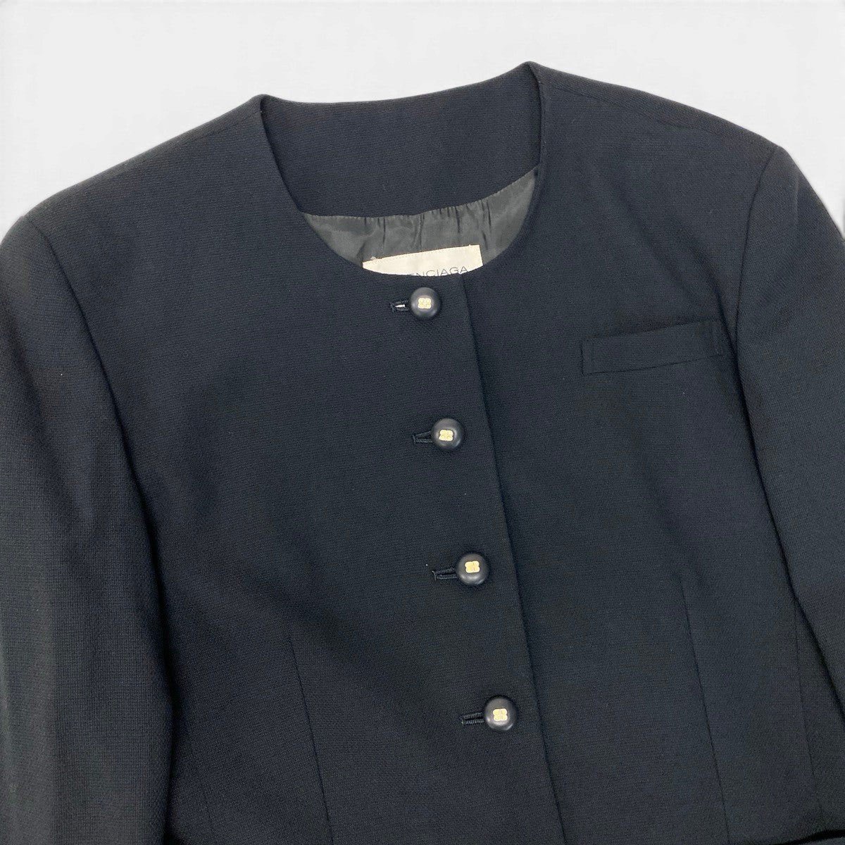 91g24 BALENCIAGA バレンシアガ ノーカラージャケット BBロゴボタン アウター 9サイズ ブラック レディース 女性用u02t
