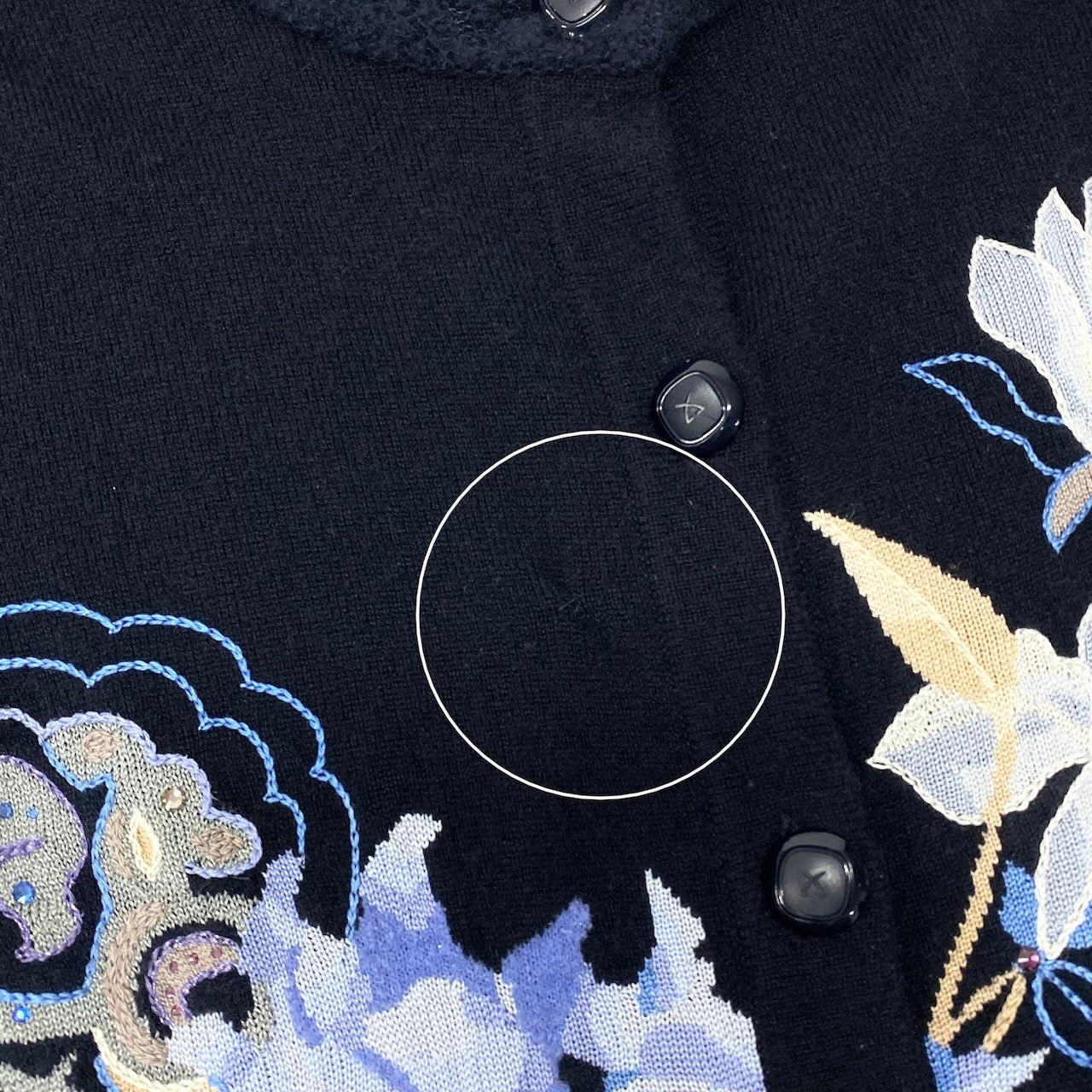 85d9 LEONARD FASHION レオナール ロングスリーブ ニットカーディガン 花柄刺繍 ラインストーン装飾 カシミヤ混 サイズ42 ネイビー レディース 女性用o07t