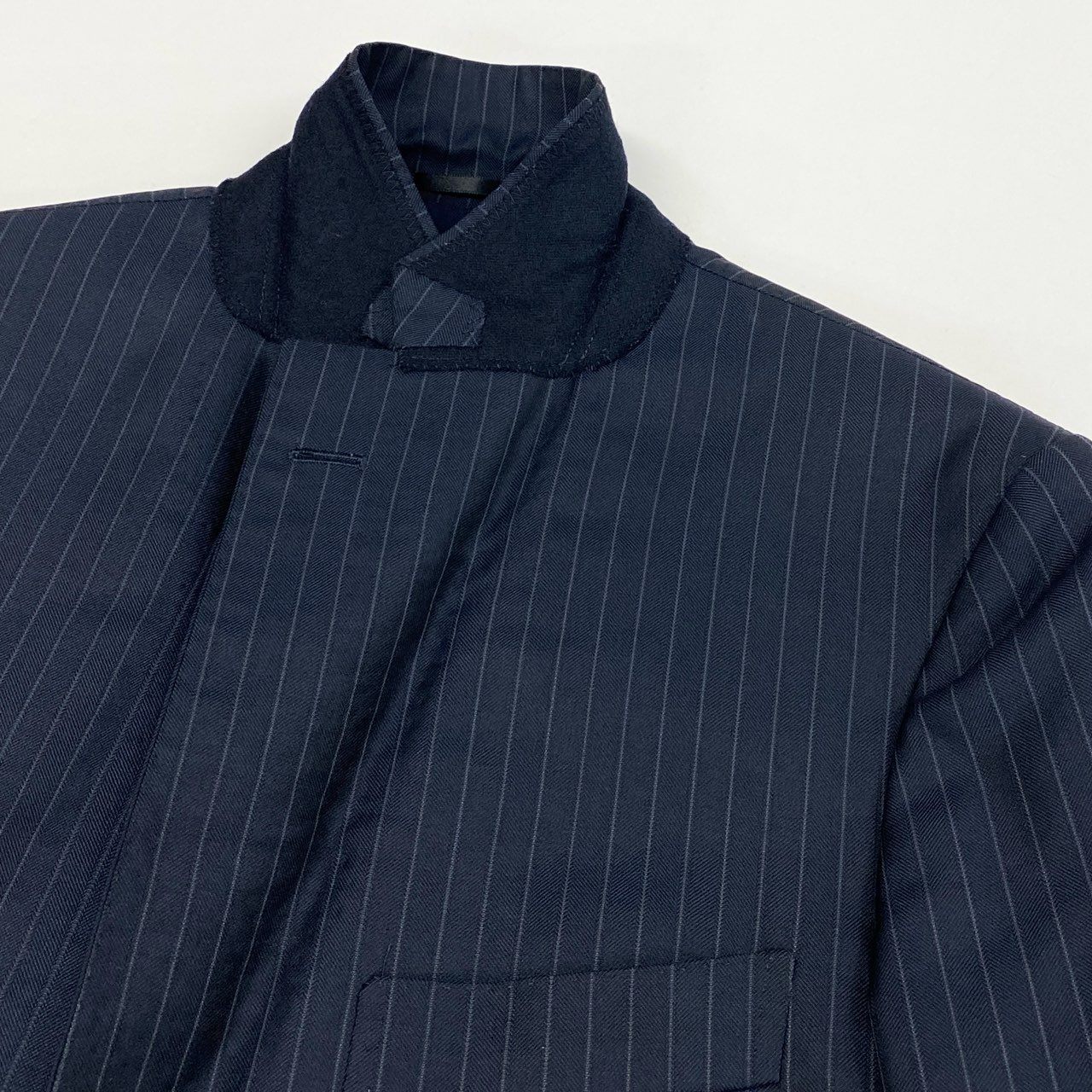 37L22 TOMORROWLAND トゥモローランド ロロピアーナ生地 シングルスーツ セットアップ テーラードジャケット スラックス 46 ネイビー ストライプ ウールシルク メンズ 紳士服u02t