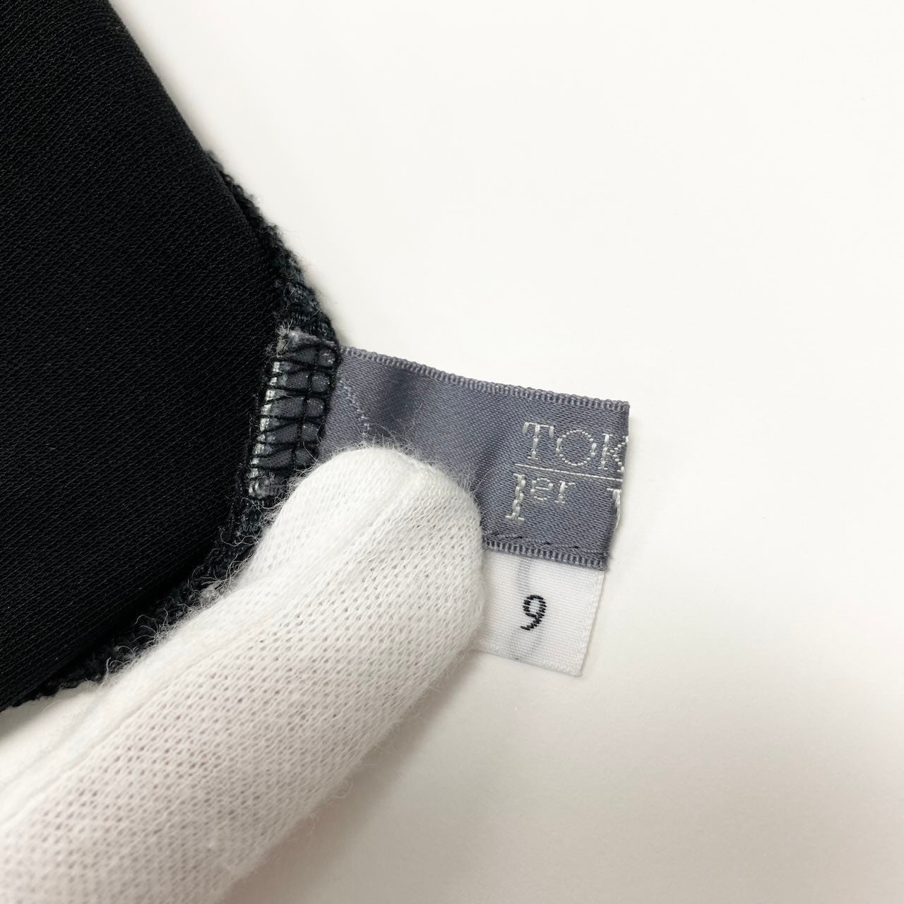 80c10 TOKUKO 1er VOL トクコプルミエヴォル チュニックワンピース ハイネック 花柄プリント ハート ストレッチ ロングスリーブ レディース 女性服 サイズ9 ブラックu02t