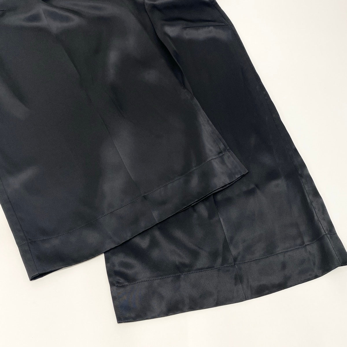 Eh1 JIL SANDER ジルサンダー トラウザーパンツ ワイドパンツ とろみ素材 スラックスパンツ ワイドシルエット JO3KA0264 J65246 34 ブラック レーヨン100％ レディース 女性用u02t